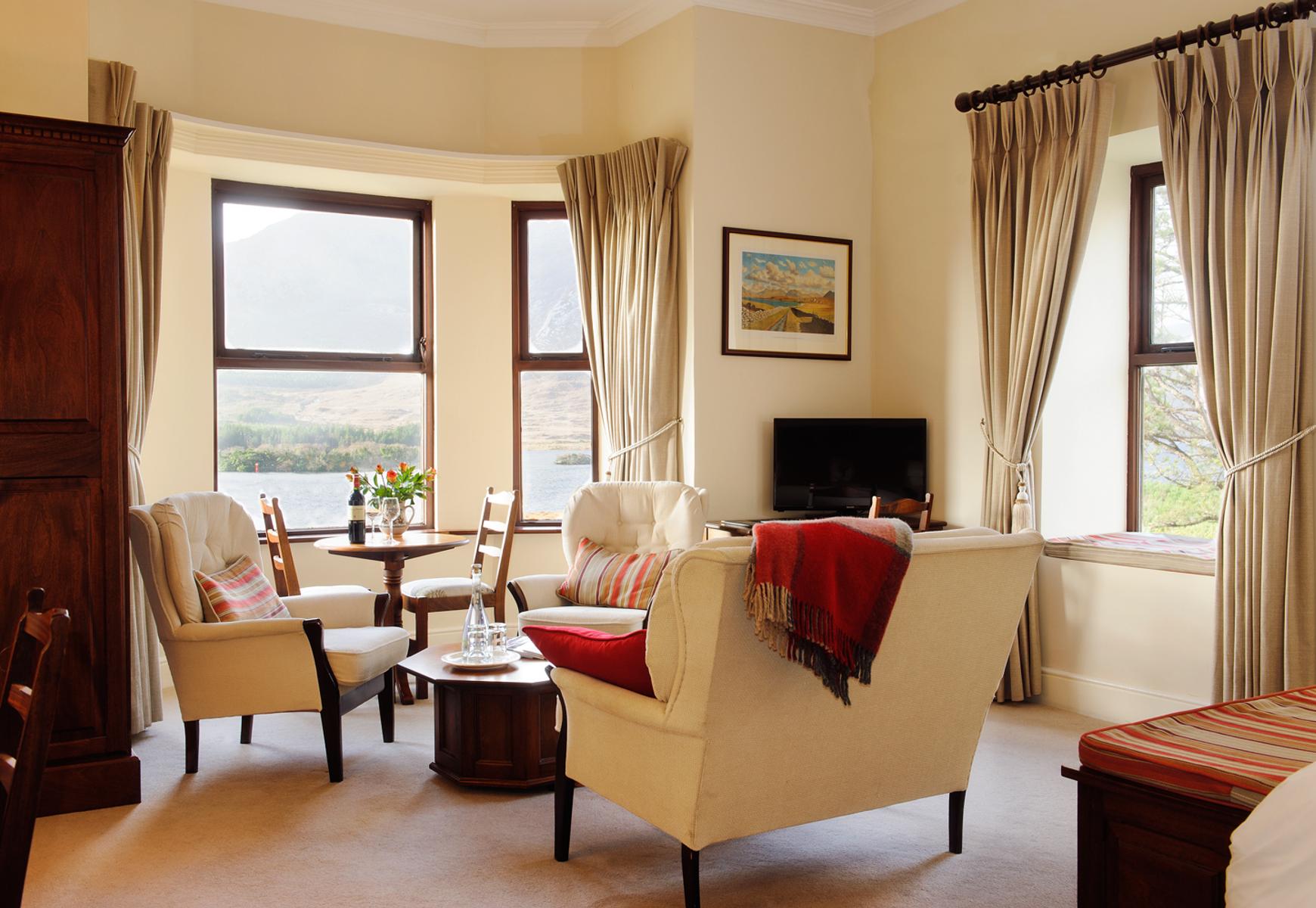 Lough Inagh Lodge Hotel | Connemara | Accommodation 02 - 1